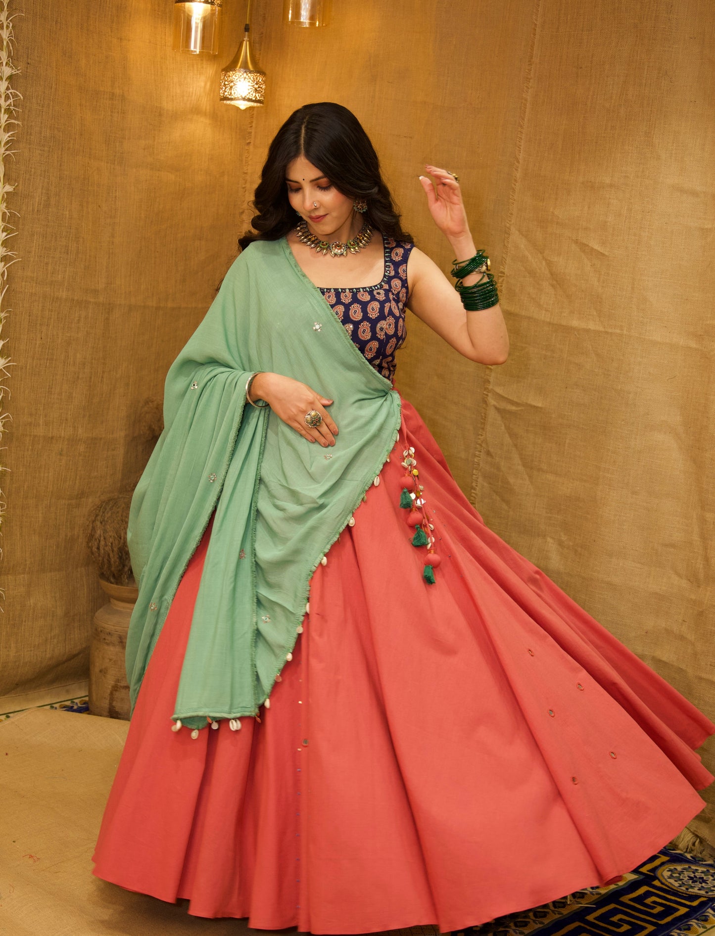 Paisley Resham Set