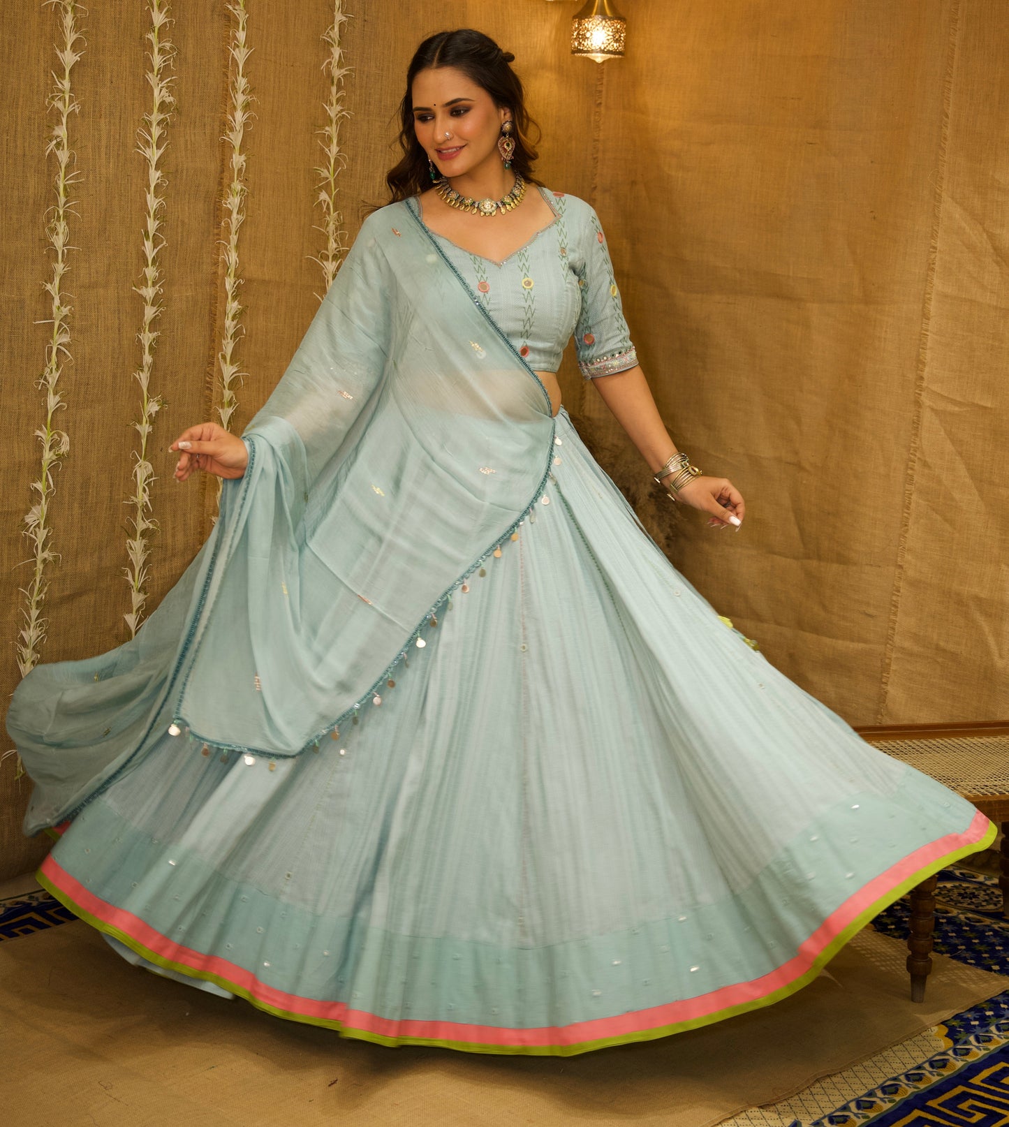 Aasmani Leher Set
