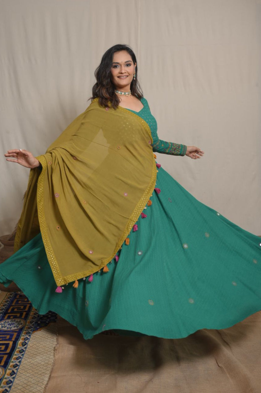 Chaavi Green Lehenga