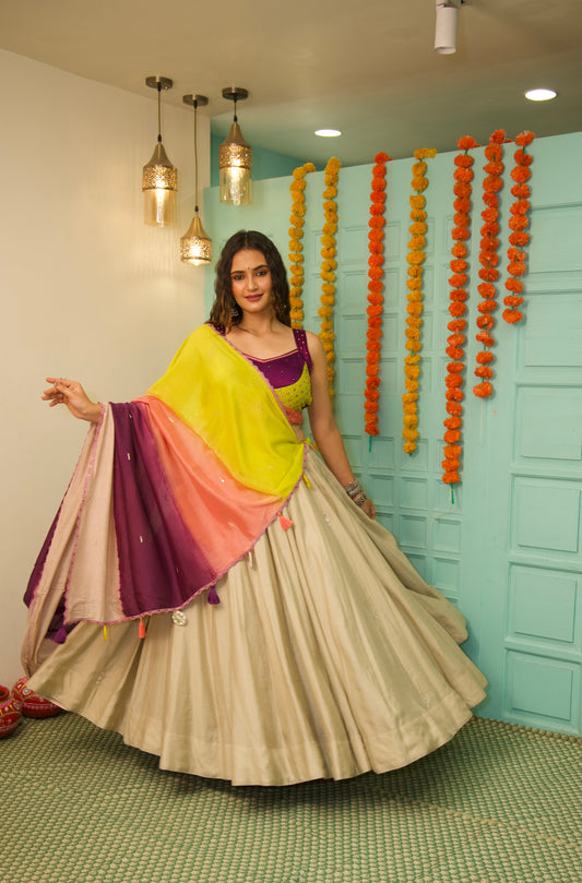 'मोह' Navratri Lehenga
