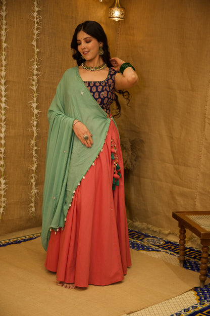 Paisley Resham Set