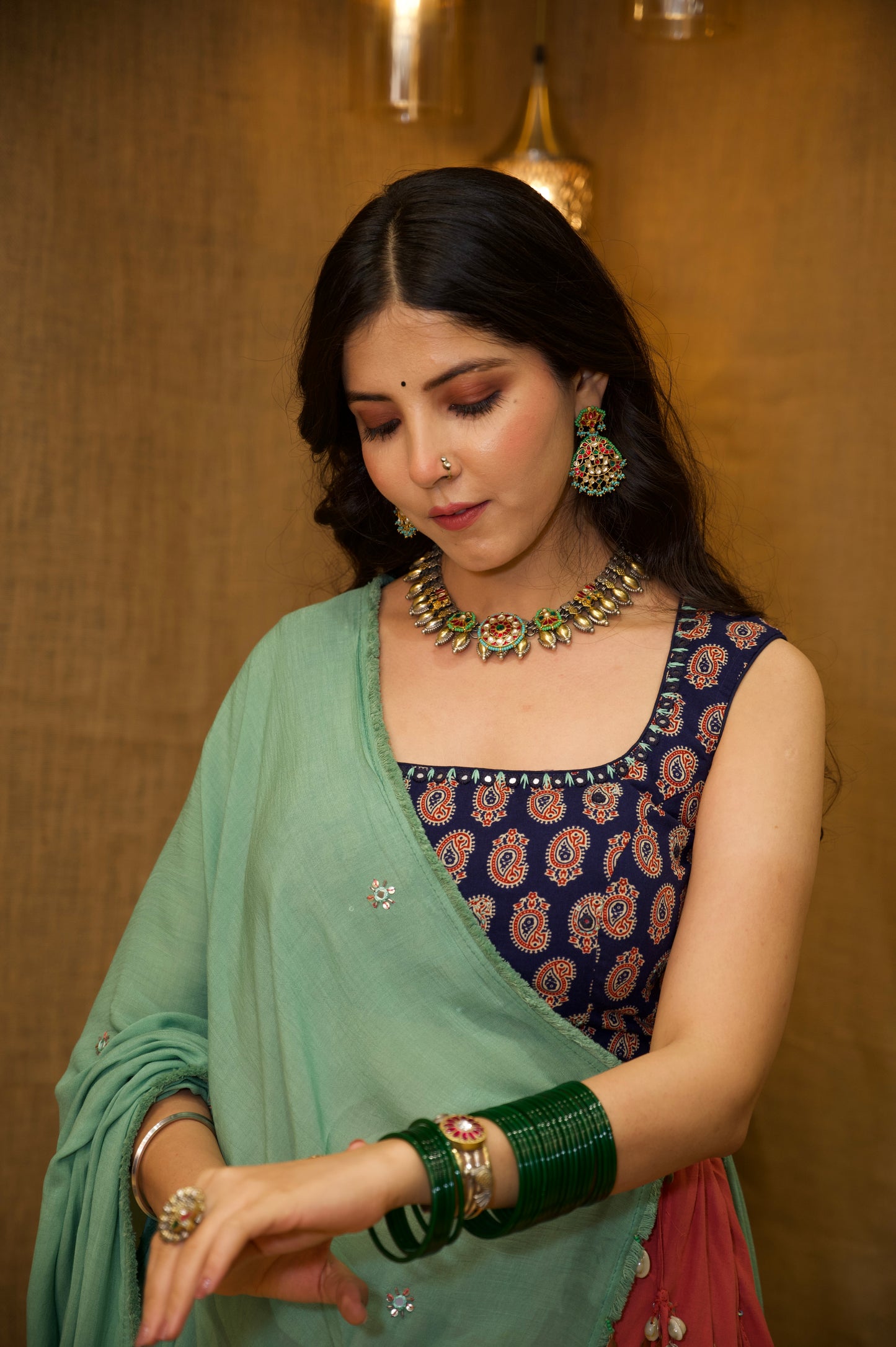 Paisley Resham Set