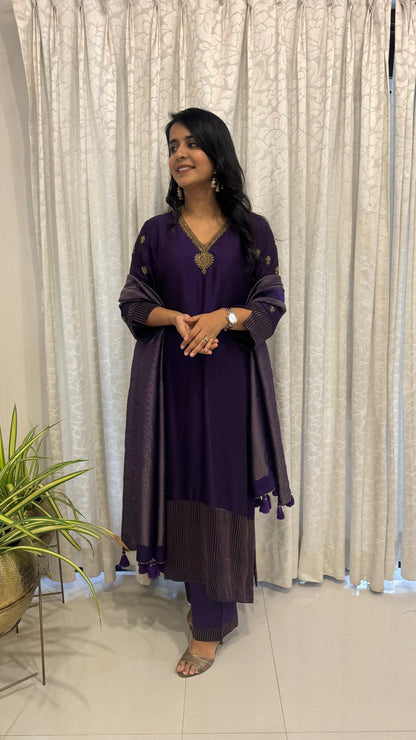 Raabta Plum Set