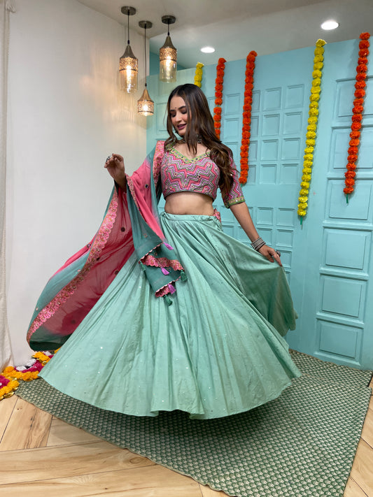 'प्रेमरंग' Navratri Lehenga